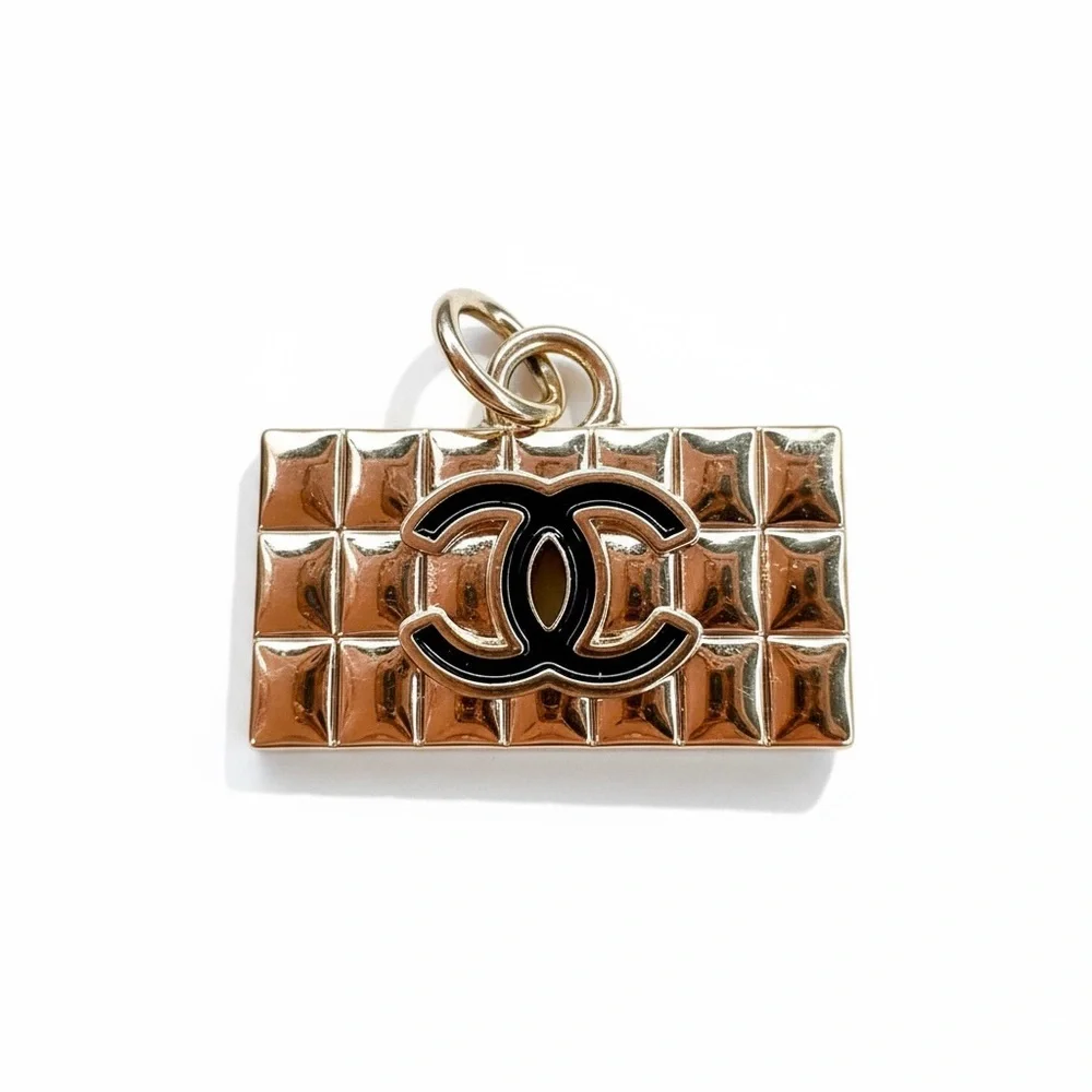 CHANEL Authentic Gold and Black Pendant for Necklace - Picture 7 of 12